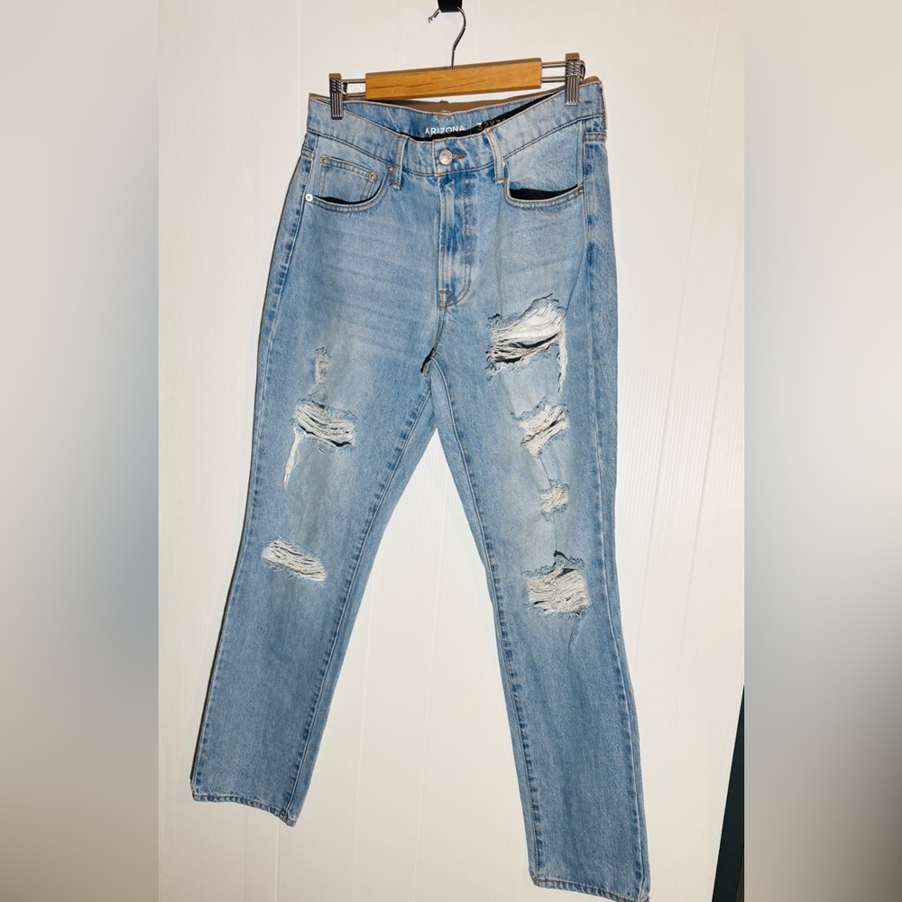 Arizona Jean Company Men's Light Blue Ripped Jeans